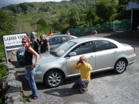 na�e dv� aut��ka