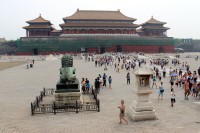 Zak�zan� pal�c