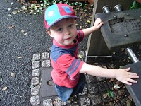 Sonin v�rostek, kter�ho musela hl�dat