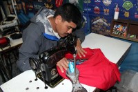 Pr�v� se mi dokon�uje nov� tri�ko:)