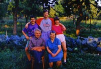  D�da, babi�ka, j�, Petr a T�ni�ka