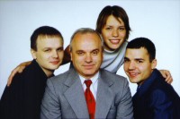  Ned�vn� rodinn� foto