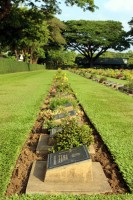 pomn�k padl�m na �eleznici smrti